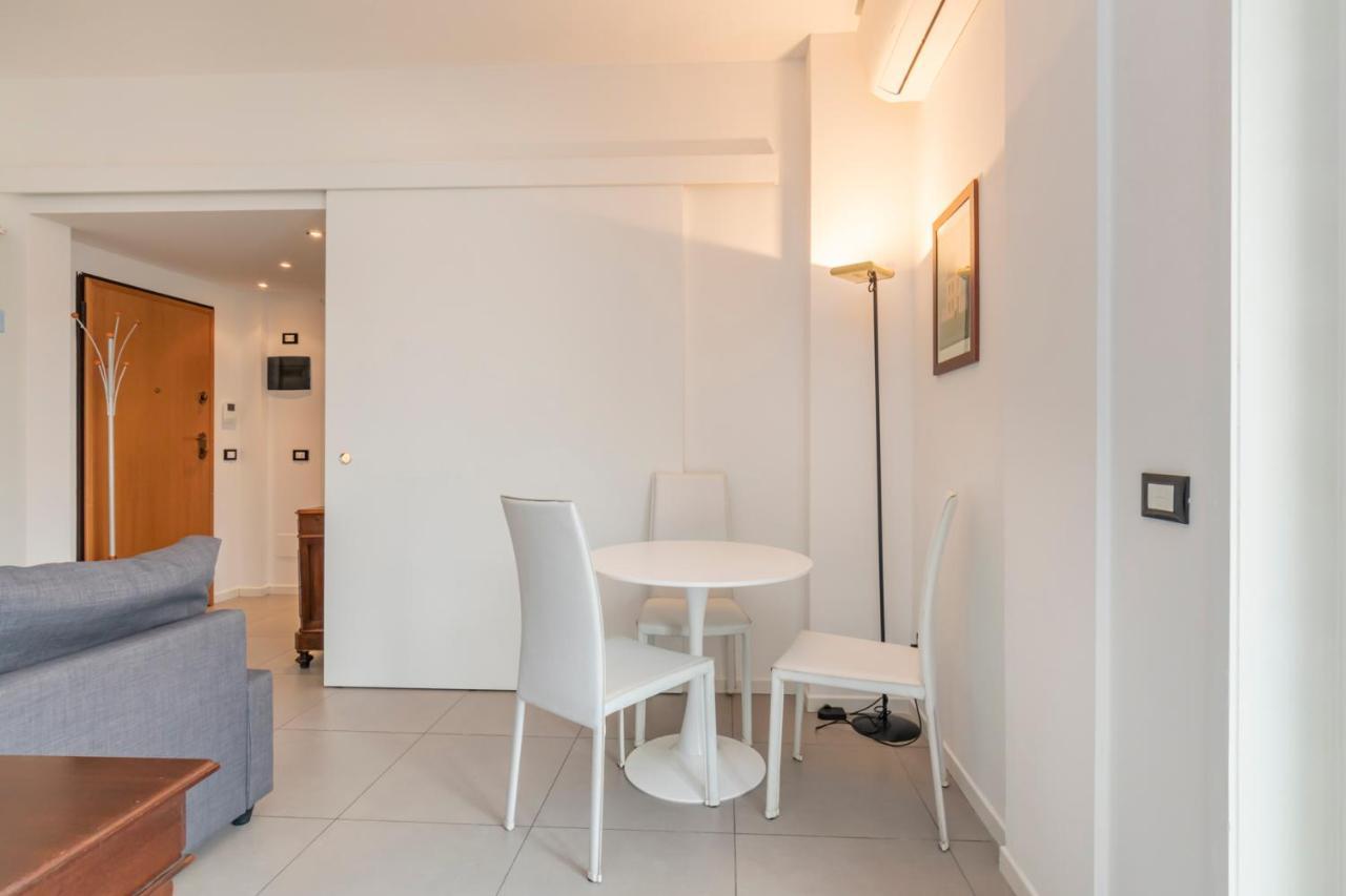 Cosy 1 Bed Flat With Terrace Apartment มิลาน ภายนอก รูปภาพ